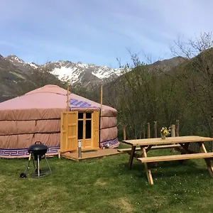 Luxe tent Yourtes Mongoles Gavarnie Gèdre