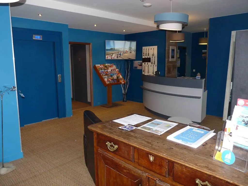 Hotel Des Rochers Perros-Guirec 3*,  France