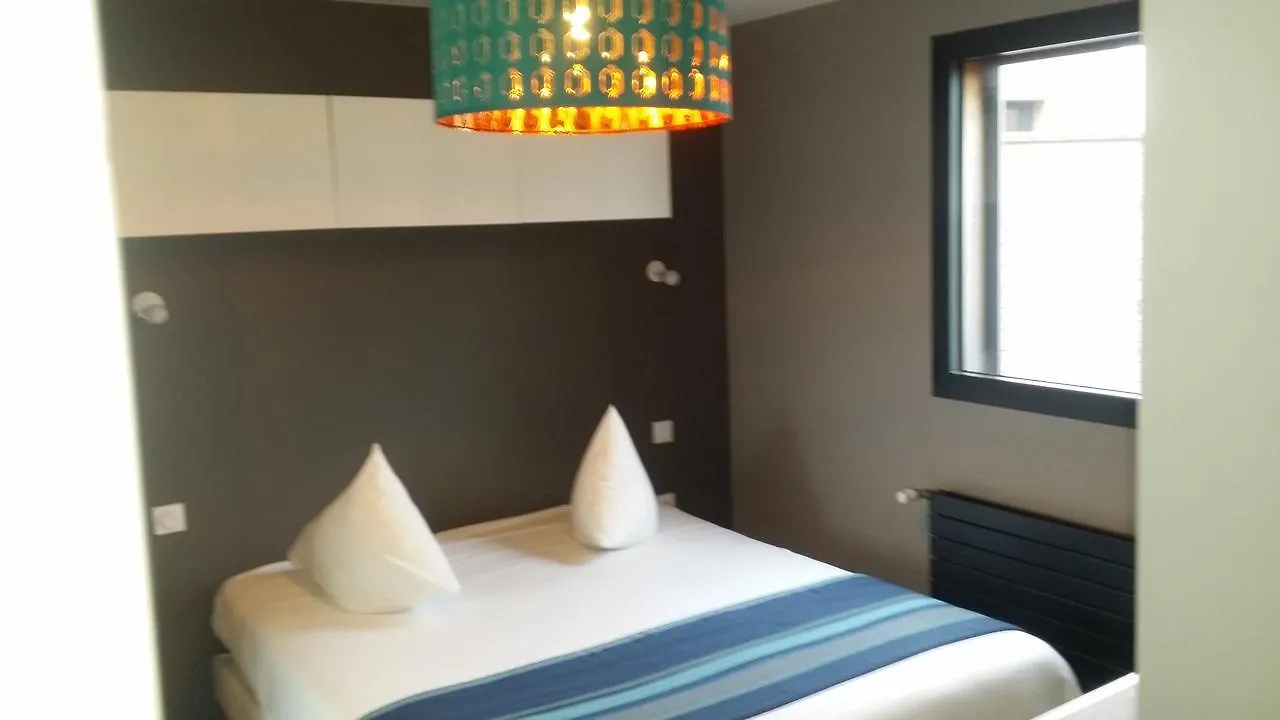 Hotel Des Rochers Perros-Guirec 3*,  France
